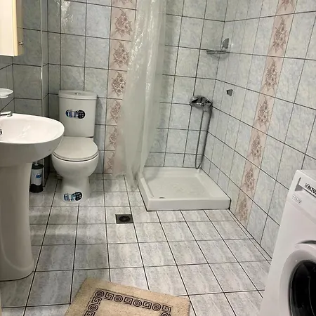 Διαμέρισμα Two Bedroom Cozy In Ano Poli *